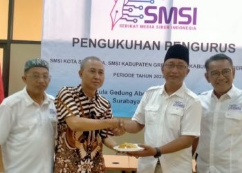 Duet Cak Tikhon – Cak Hartoko Pimpin SMSI Gresik