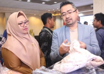 Temu Bisnis, Puluhan UMKM Gresik Pamerkan Produk Unggulan ke ‘Buyer’ Malaysia