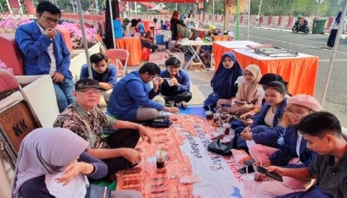 Tingkatkan Pendapatan, Mahasiswa ITS dan Ubhara Dampingi Nelayan Kenjeran