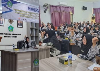 Guru PGRI Dibekali Pemberdayaan Perempuan dan Peningkatan Ekonomi Kreatif