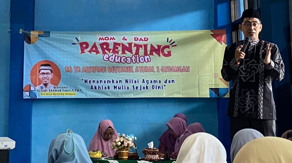 KKN-T 29 Umsida Tanamkan Nilai Agama dan Akhlak Mulia Sejak Dini