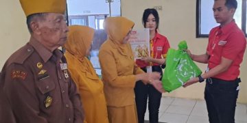 Alfamart Peduli, Berbagi Sembako Kepada Anggota Legiun Veteran