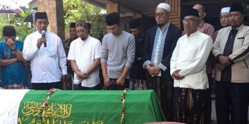 Inna Lillaahi Wa Innaa Ilaihi Raaji’uun, Salah Satu Pendiri RSI Siti Hajar KH Masykur Rois Berpulang