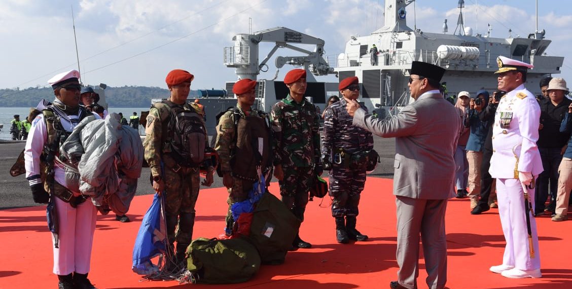 Kopaska Koarmada II Unjuk Kemampuan di Hadapan Menteri Pertahanan RI