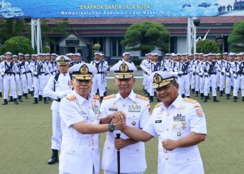 Laksda TNI Yayan Sofiyan Resmi Jabat Pangkoarmada II