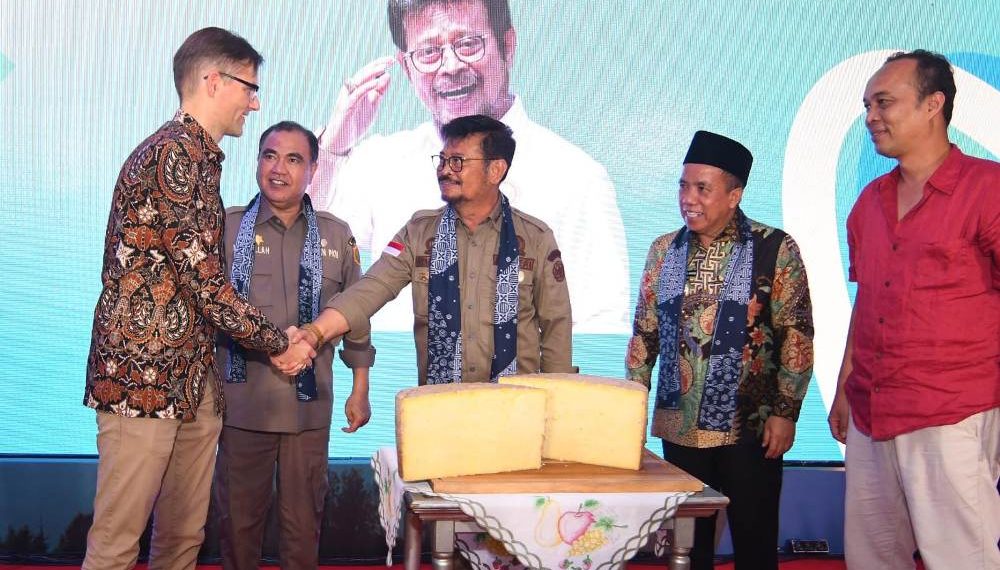 Perdana!! Keju Organik Produksi Lokal Diluncurkan di Indonesia, Hasil Proyek Pengembangan Peternakan Susu Internasional Bersama Arla Foods Indonesia