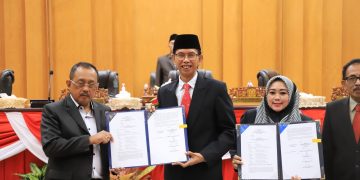 Paripurna Bahas RAPBD Surabaya 2024, Wawali Cak Ji : Yang Terpenting Kesejahteraan Warga