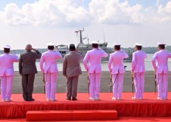 Menhan Prabowo Serahkan KRI Pulau Fani-731 dan Pulau Fanildo-732 ke TNI AL