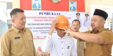 Gandeng Rumah Vokasi, Disnaker Gresik Gelar Pelatihan Keterampilan Kerja untuk Warga 3 Kecamatan
