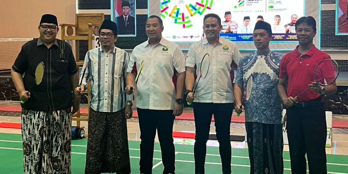 Turnamen Badminton Antar Santri Piala Kabaharkam Diikuti 40 Pondok
