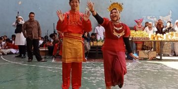 Peringati HUT Kemerdekaan RI ke 78 SMP Muhammadiyah 2 Taman Gelar Karnaval