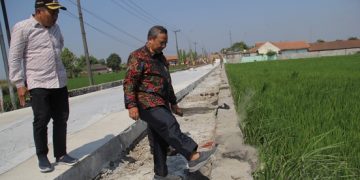 Sidak Proyek Betonisasi Jalan Mliriprowo, Rombongan Komisi C Dibuat Gusar