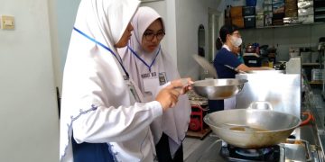 Siswa SMPIT Insan Kamil Cari Pengalaman Pratik Langsung Jadi Wirausaha