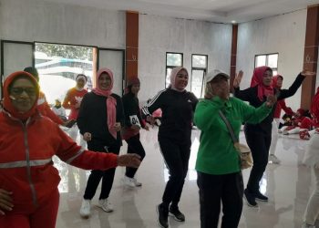Perwosi Meriahkan HUT RI ke 78 Dengan Lomba Senam Sidoarjo Bugar