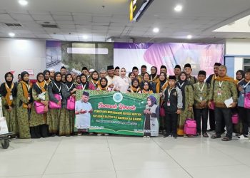Keluarga Rahmat Muhajirin Beri Hadiah Umroh 20 Anak-anak Penghafal Al Quran