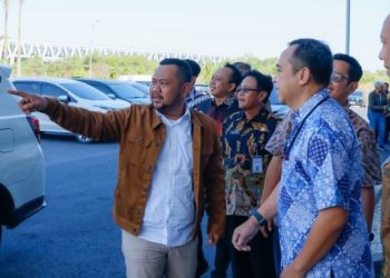 Kunjungi JIIPE, Bupati Gresik Minta Pelaku Usaha di KEK JIIPE Berikan Kontribusi Kongkret