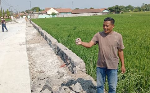 Sudah di Sidak Komisi C, TPT Betonisasi Jalan Mliriprowo Belum Ada Perbaikan
