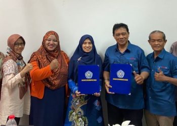 Siapkan SDM Andal bidang Publikasi, UMG – Radar Jatim Tanda Tangani MoU