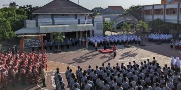 Kenakan Busana Adat Nusantara, Yayasan Al Ibrah Usung dan Perkuat Nilai Kearifan Lokal