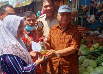 Apresiasi Pedagang di Pasar Taman, Bambang Haryo: Ekonomi Kerayakatan Harus Hidup,  Harus Tumbuh, Harus Kuat