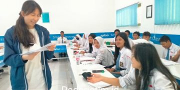 Fasilitasi Siswanya SMK Krian 1 Sidoarjo Hadirkan Volunteer Korea dan Jepang