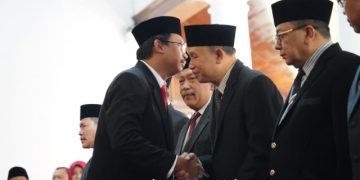 Bupati Muhdlor Geser Dirut RSUD Jabat Asisten Administrasi