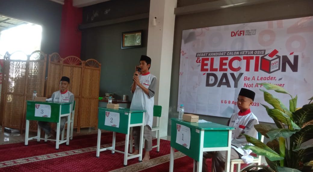 Latih Karakter Siswa, SMP Dafi Sukses Gelar Election Day Akbar 2023