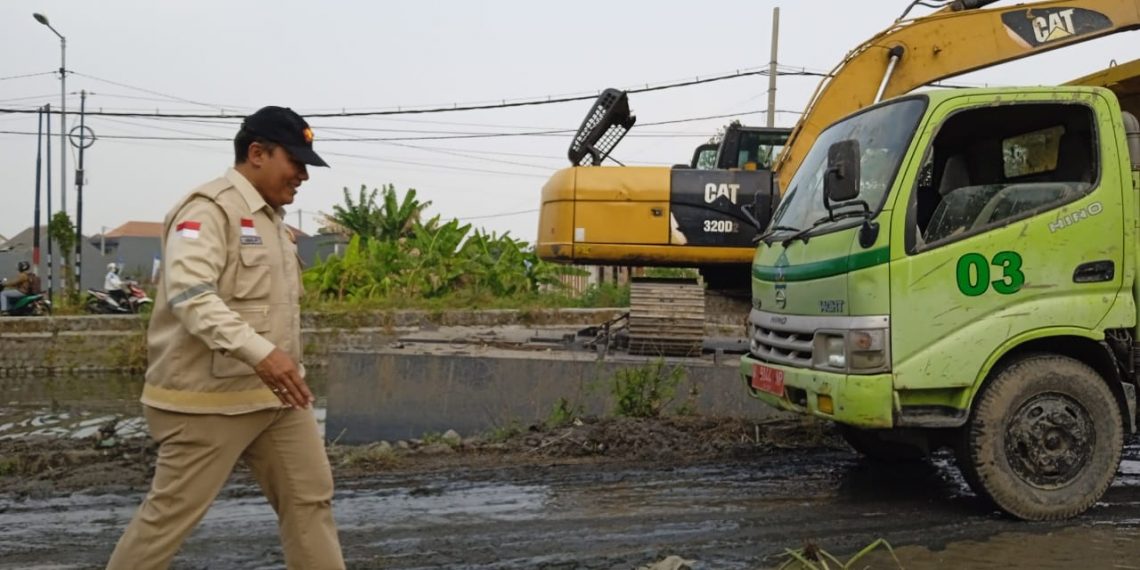 Respon Warga Soal Sungai Penuh Sampah, Bambang Haryo Bersama BPWS Normalisasi Sungai Krembangan