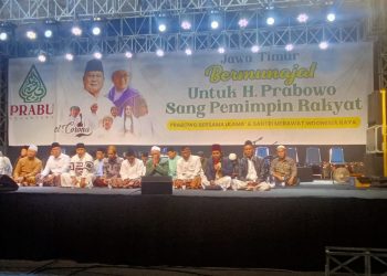 Ribuan Santri, Ratusan Kiai dan Bu Nyai Bermunajat Dukung Prabowo Presiden 2024