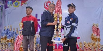 SMAN 1 Rejotangan Juara Umum dan SMK Krian 1 Juara 1 Madya LKBB Sancaka SMKN 1 Buduran