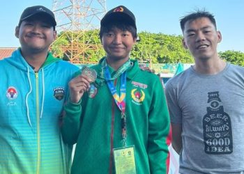 Atlet Muda SLOMPN Unesa Cabor Renang Sabet Emas dan Pecahkan Rekor dalam Porprov Jatim 2023