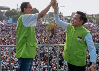 Lautan Manusia Meriahkan Mlaku Bareng AMIN