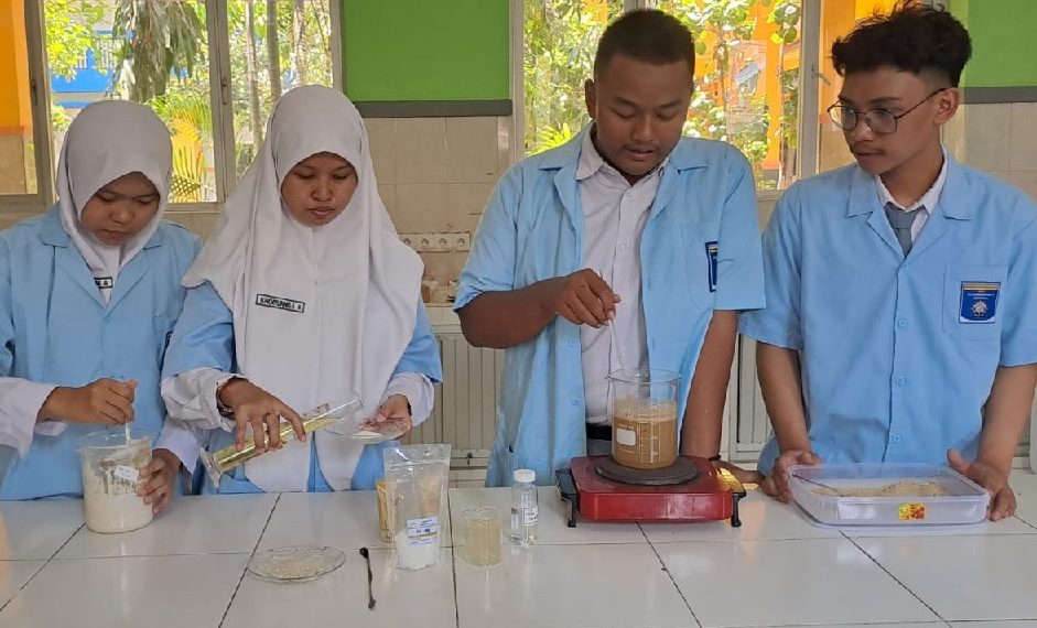 Jelang PPDB 2024/2025 Siswa SMAMDA Berikan Kado Prestasi Terbaiknya