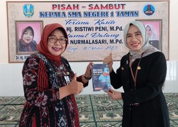 Guru Penggiat Literasi Dewi Nurmalasari Emban Amanah Pimpin SMAN 1 Taman