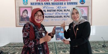 Guru Penggiat Literasi Dewi Nurmalasari Emban Amanah Pimpin SMAN 1 Taman