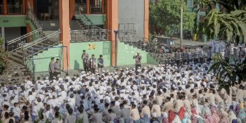 Ribuan Siswa LPFDT Lakukan Shalat Ghoib dan Doa Untuk Palestina