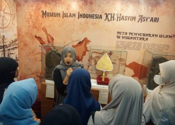 Ingin Mengenal Cagar Budaya Siswa SMPN 3 Sidoarjo Kunjungi Museum Mpu Tantular
