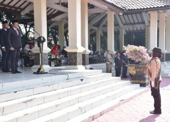 Siswi MAN Dipercaya Jadi Pemimpin Upacara Hari Sumpah Pemuda ke-95 Tahun 2023.