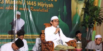 Peringati Maulid Nabi, Warga Perumahan Green Hill Gresik Ngaji Bareng Gus Inung