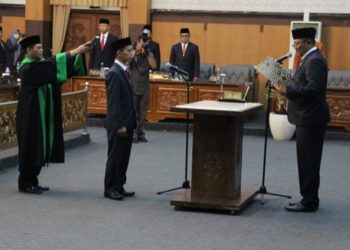 DPRD Banyuwangi Tetapkan Hasan Syafi’i Gantikan H. Hasanuddin Jadi Anggota Dewan