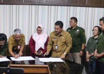 Sukses Bangun Desa, Gresik Naik Kelas dari Kabupaten Maju Jadi Mandiri