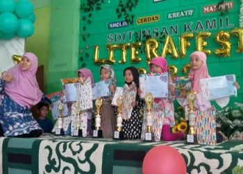 Sambut Bulan Bahasa, SDIT Insan Kamil Adakan LiteraFest