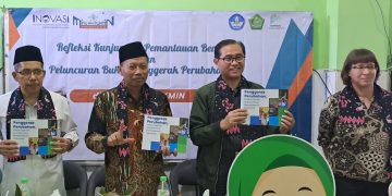 Kemendikbud dan Kemenag Tinjau IKM Program Kemitraan INOVASI di MINU KH Mukmin