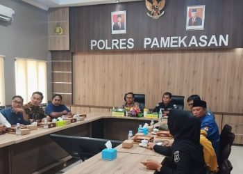 PWI Pamekasan Minta  Media Sajikan Pemberitaan yang Berimbang