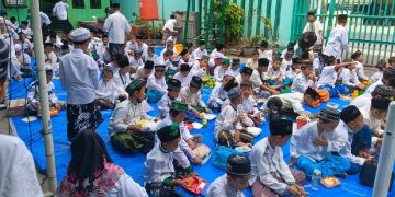 Peringati HSN 2023 MI Salafiyah Bahaudin Bacakan 7.770 Sholawat Nariyah