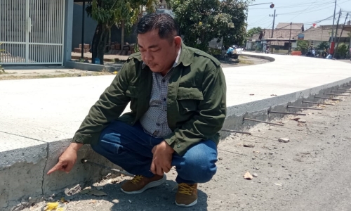 JCW Pertanyakan Betonisasi Jalan Porong-Krembung Tanpa Tulangan