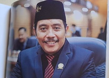 Dhamroni: Darah Politik Mengalir Dari Sang Ayah