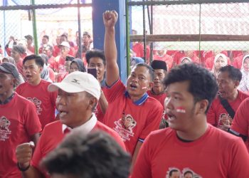 Ratusan Pecinta Sepak Bola Jawa Timur Komitmen Menangkan Prabowo – Gibran