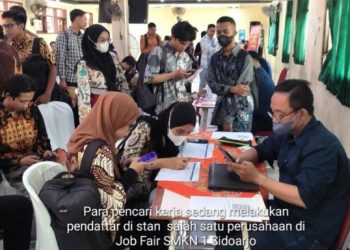 Job Fair SMKN 1 Sidoarjo Diikuti 15 Perusahaan
