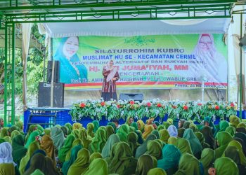 Silaturahmi Kubro bersama Muslimat NU Cerme, Bu Min Ingatkan Isu Strategus di Gresik